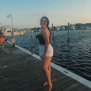 Meet your Posher, Zoe